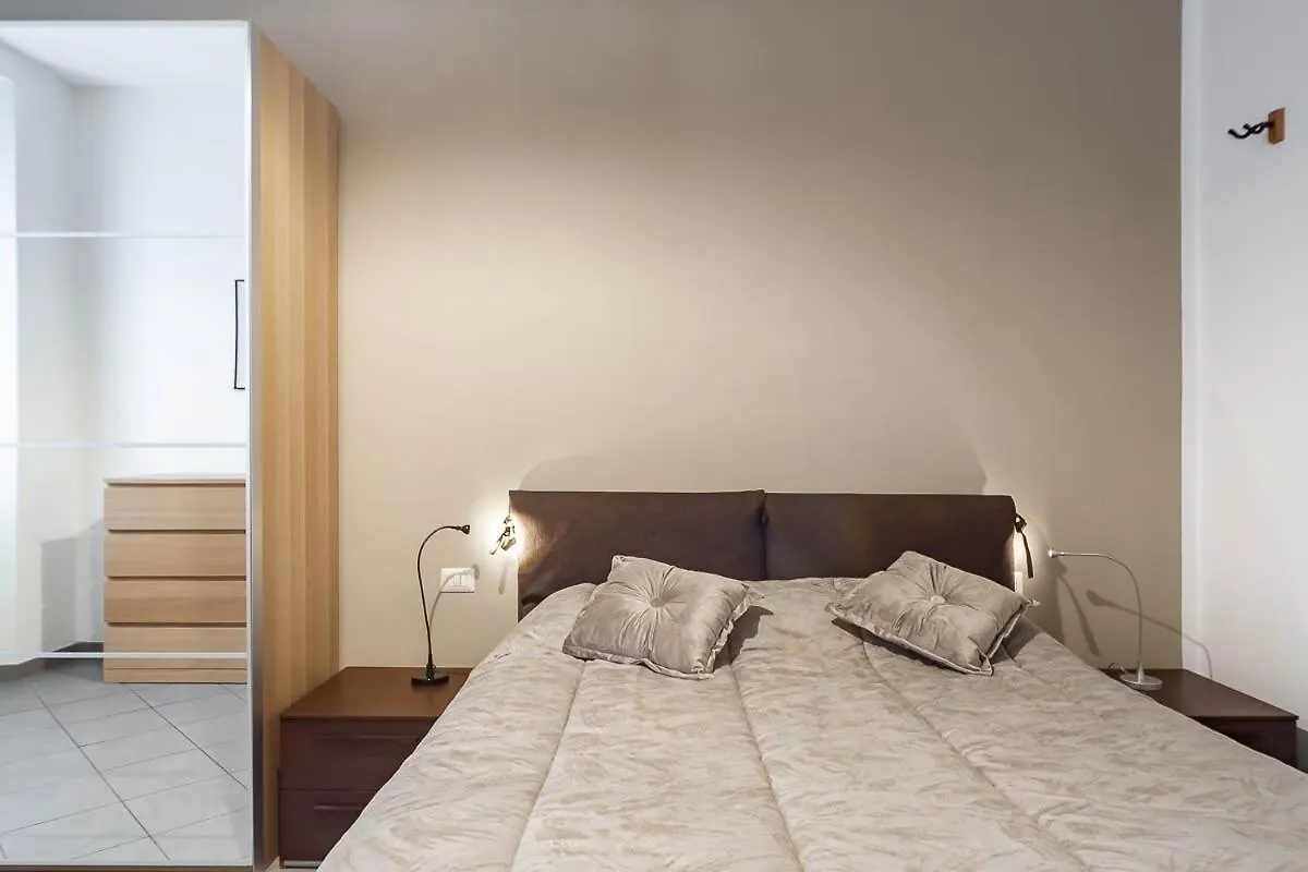 Apartment Central Navigli Near Metro & Wifi Milan